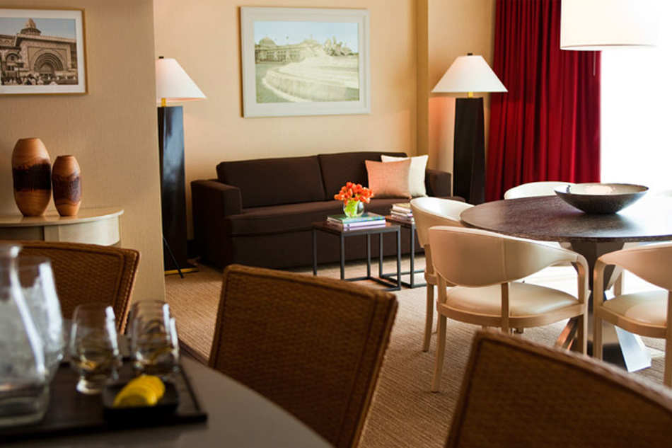 River North Chicago Apartment LUXE Furnished Apartments